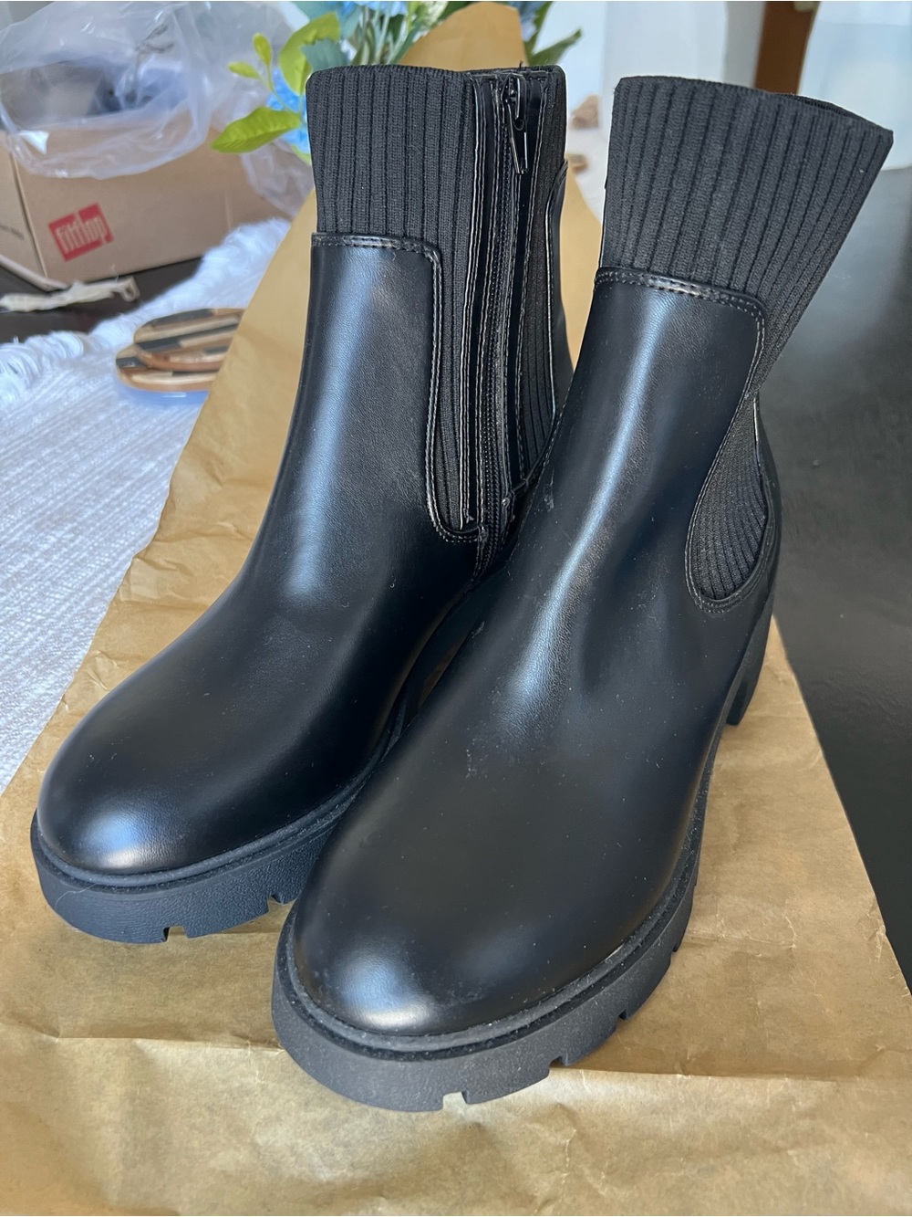 American Eagle Outfitters Black Rib-Knit Chelsea Booties